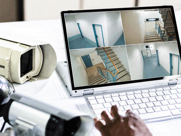 Attiva-sistema-di-sicurezza-da-smartphone